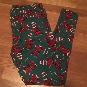 NWOT Lularoe Santa suit leggings! Tall & curvy 😊