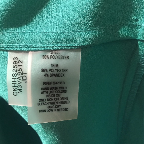 Never worn Green Calvin Klein Blouse! - Picture 4 of 4