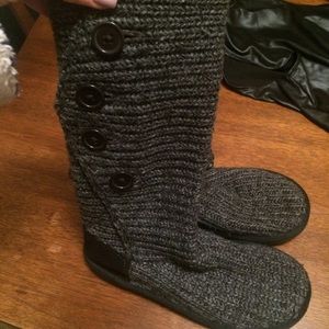 Grey knit boots
