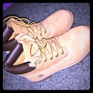 Boys Timberland boots