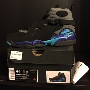 Size 4.5 Aqua Jordan 8s