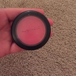 Mac blush