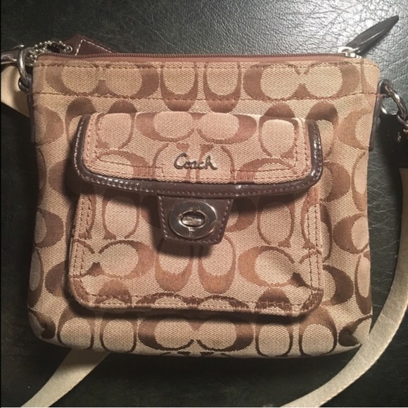 Hardy Used Authentic Coach Purse!