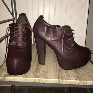 Forever 21 Faux Leather Ankle Bootie Heels