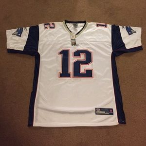 NWT white home Brady patriots jersey size 54 XXL
