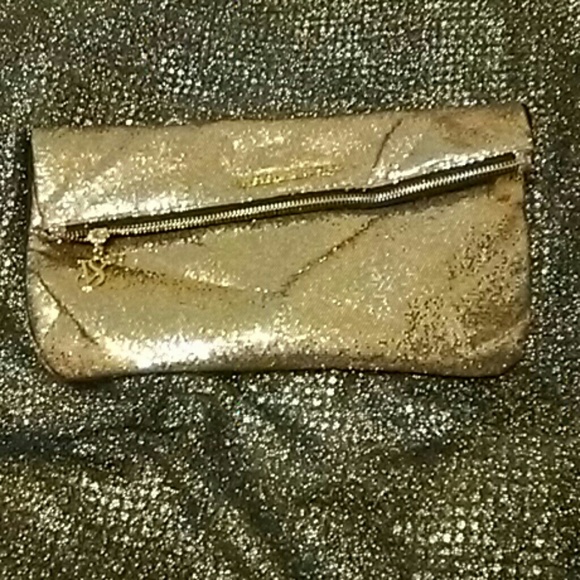 SOLD SOLD *Victoria's Secret Gold Bag. - Picture 2 of 4