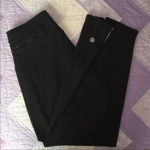 Lulu Lemon Jogger type pants