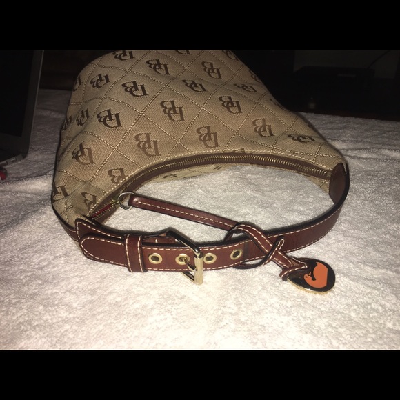Dooney & Bourke signature logo Handbag - Picture 2 of 4