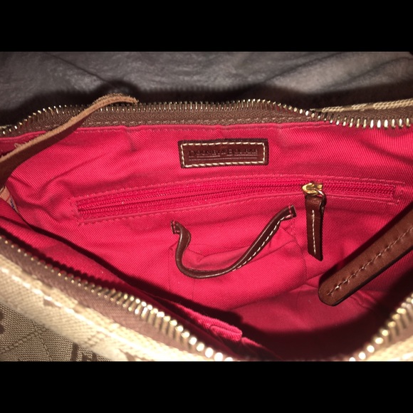 Dooney & Bourke signature logo Handbag - Picture 3 of 4