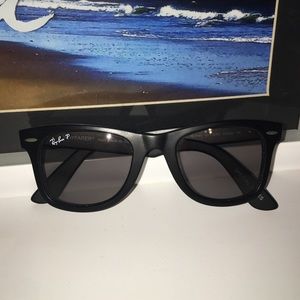 Ray Ban POLARIZED Matte Black Frame NWOT