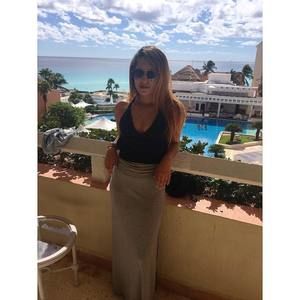 Meet your Posher, Maira