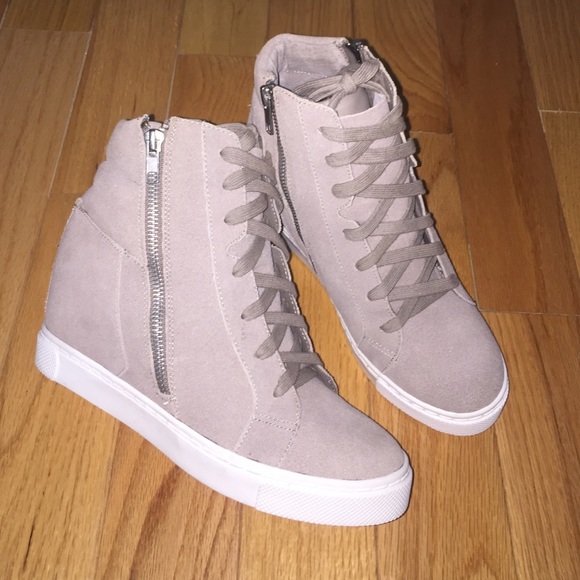 Steve Madden High Top Wedge Sneaker - BRAND NEW