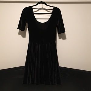 Velvet mini black dress