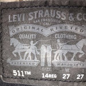 Levis jeans