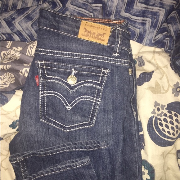 Girls Levi jeans