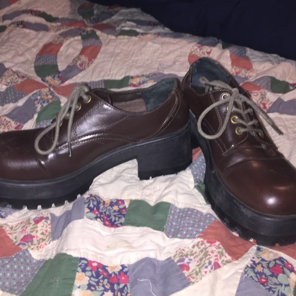 Platform shoes