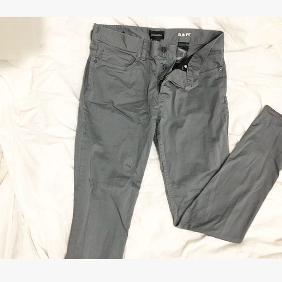 H&M Men's grey slim fit pants