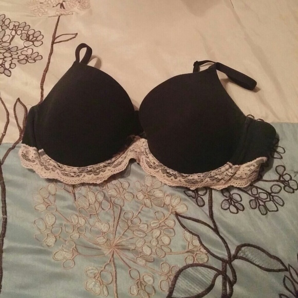 36D bra