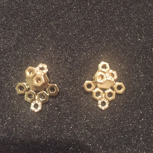 Jewelmint gold earrings