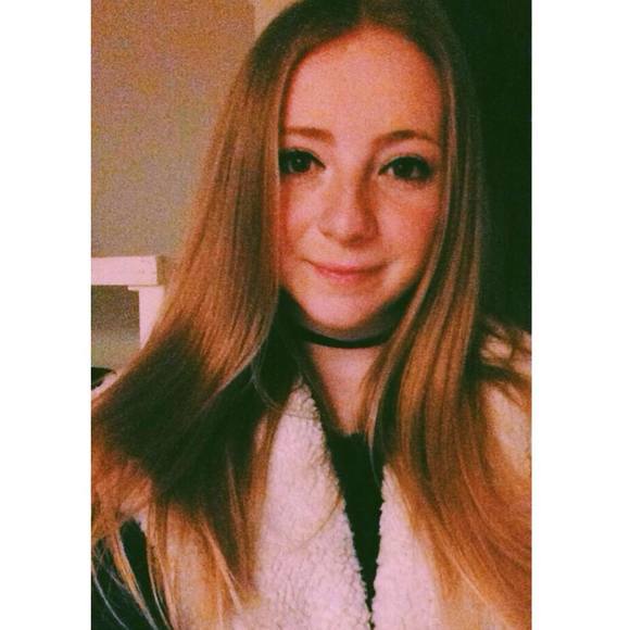 Meet your Posher, Courtney