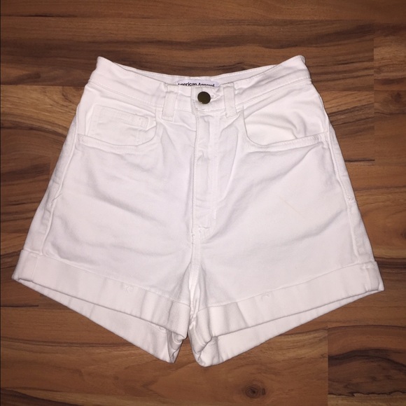 White high waisted shorts
