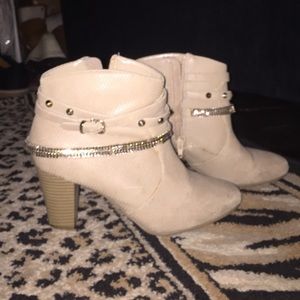 Beige booties with gems