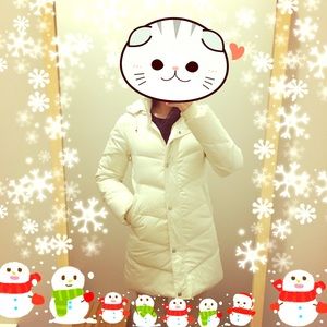 White Down Jacket with Snoopy prints