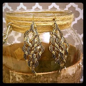 Lucky Brand feather earrings