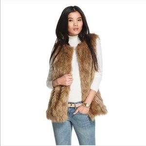 Women's Faux Fur Vest Khaki - Merona