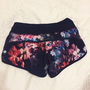 Lululemon shorts size 2