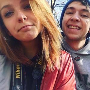 Meet your Posher, Abigail