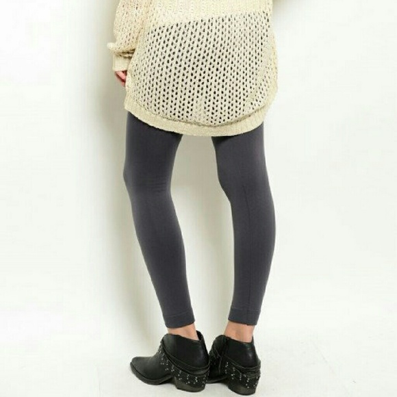 CHARCOAL GRAY FLEECED LINED LEGGINGS ALMOST GONE - Picture 3 of 3