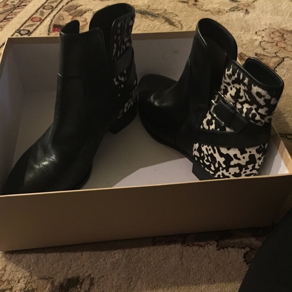 Brand New Michael Kors Salem Booties