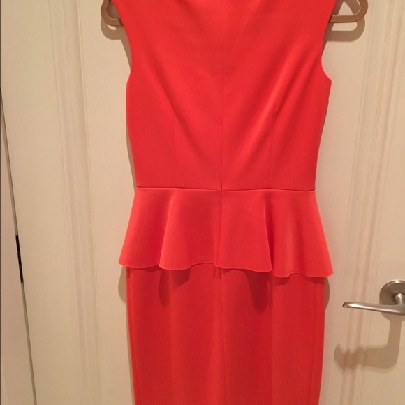 Size 2 Nine West peplum Coral dress - Picture 2 of 2