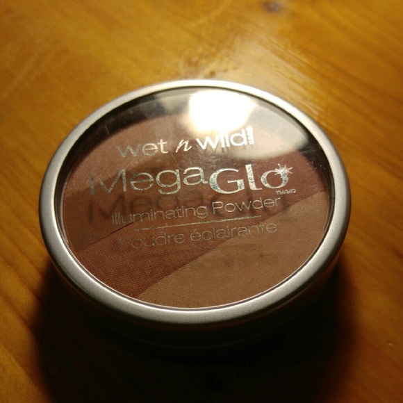 Wet n Wild Mega Glo Illuminating Powder