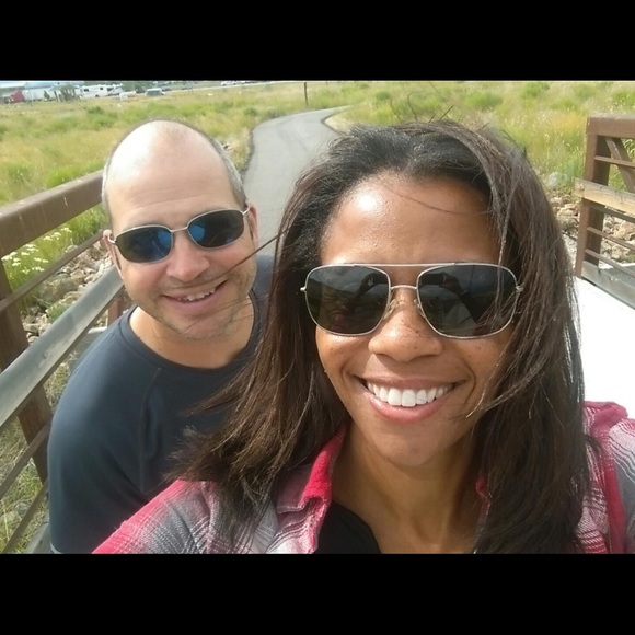 Meet your Posher, Cynthia