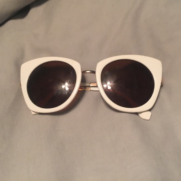 White glasses
