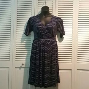 Torrid navy blue polka dot 3/4 sleeve dress size 1
