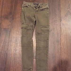Bullhead from pacsun cargo army green jeans