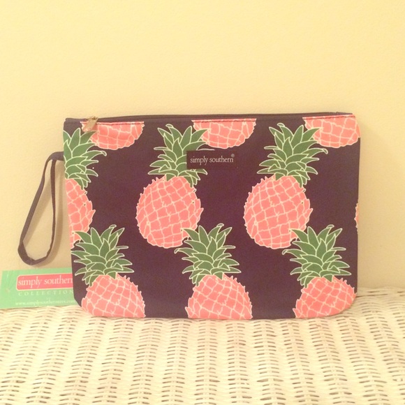 Simply southern makeup bag💕