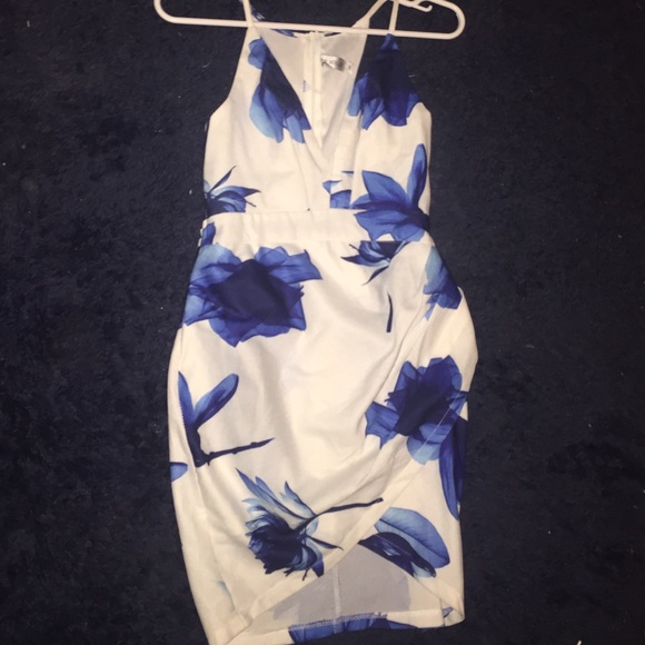 Beautiful dress!