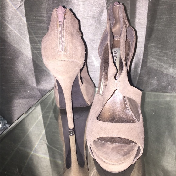 Steve Madden Shoes - Picture 3 of 4