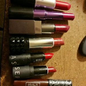 7 lipsticks