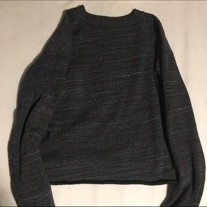 Crop Edge Gray Sweater