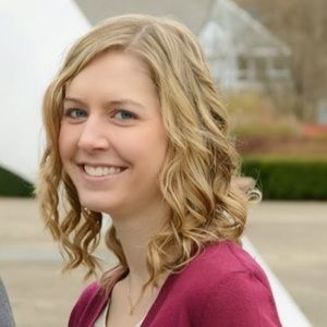 Meet your Posher, Elizabeth