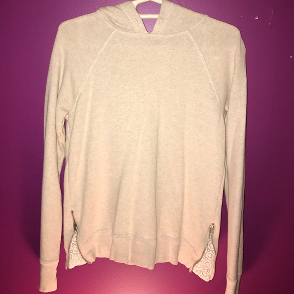 Super Cute & Comfy Aerie Hoodie