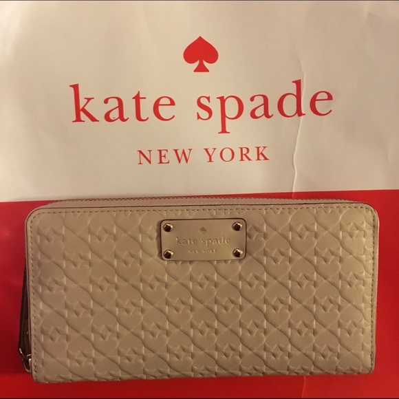 NWT Kate Spade Pebble Penn Place Neda