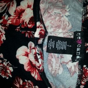 Red floral leggings