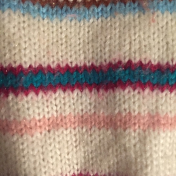 Striped scarf - Picture 3 of 4
