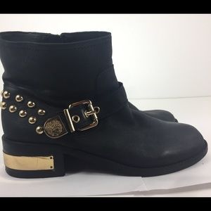 Vince Camuto leather ankle/ Moto boots